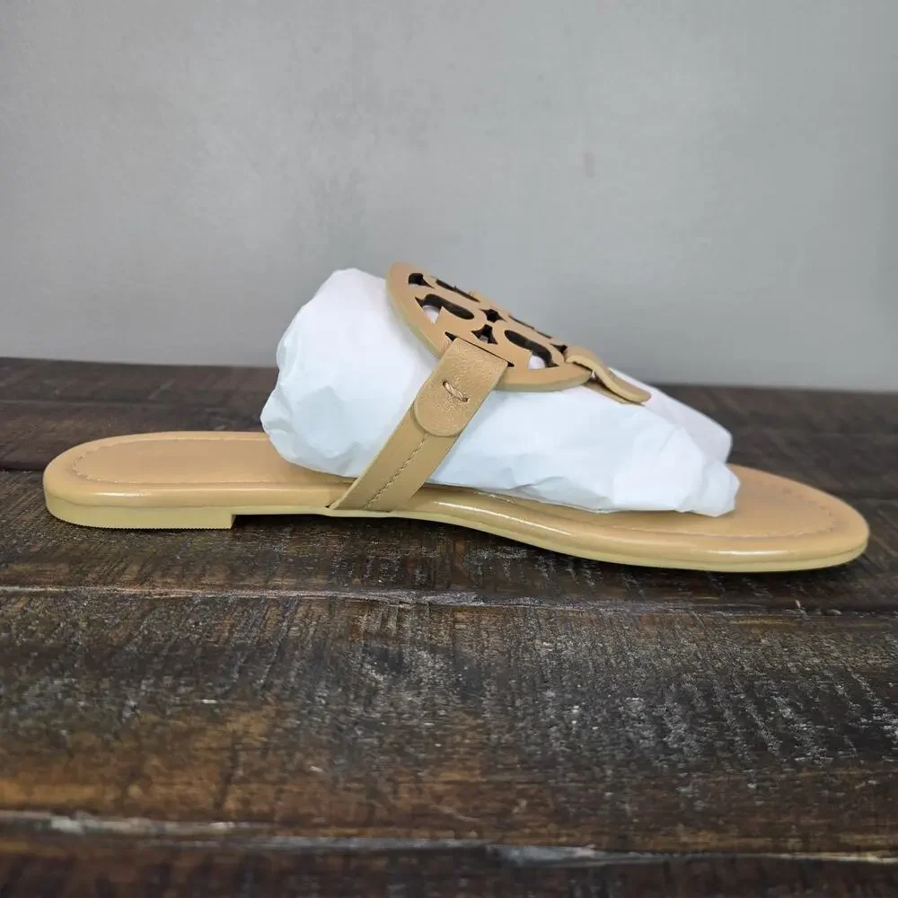 NEW Tory Burch Miller Leather Womens Size 7 Big Logo Sandal Flip Flops Honeycomb